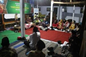 BNNK TRENGGALEK ADAKAN DISEMINASI INFORMASI P4GN MELALUI TALKSHOW DI DESA WATULIMO