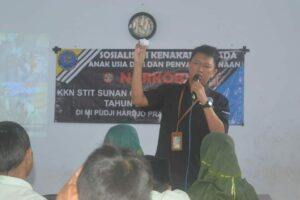 BERSAMA STIT SUNAN GIRI TRENGGALEK-Sosialisasi Bahaya Narkoba di MI Pudji Hardjo dan SDN 2 Prambon