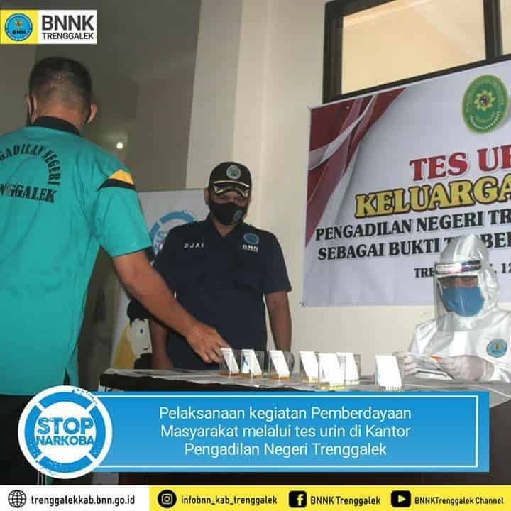 Screening Tes Urin bagi Pegawai di Kantor Pengadilan Negeri Trenggalek