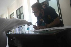 Screening Tes Urin bagi Pegawai di Kantor Pengadilan Negeri Trenggalek