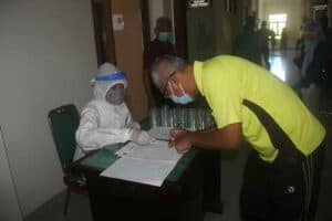 Screening Tes Urin bagi Pegawai di Kantor Pengadilan Negeri Trenggalek
