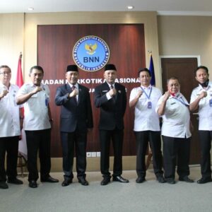 PENGAMBILAN SUMPAH DAN PELANTIKAN KEPALA BNN KABUPATEN TRENGGALEK