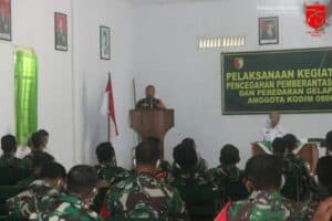 KODIM 0806 Trenggalek Terus Mendukung Program P4GN Melalui Kegiatan Penyuluhan dan Tes Urin Narkoba Terhadap Anggotanya
