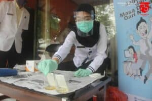 Tes Urin Narkoba kepada Pegawai Kesbangpol Kabupaten Trenggalek