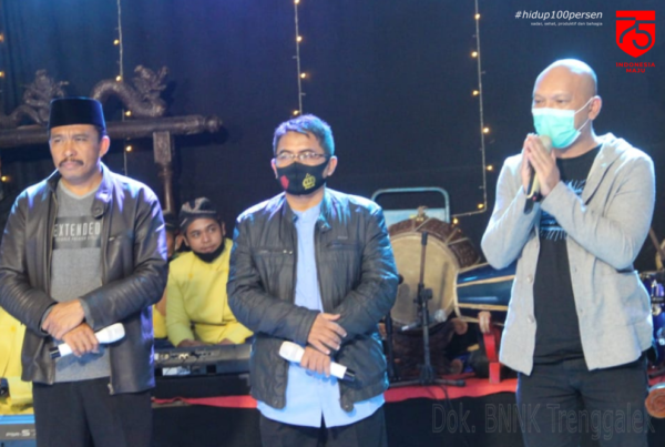 Kepala BNNK Trenggalek Menghadiri Acara Live Campursari Salah Satu Kelompok Campursari Kecamatan Dongko Kepala BNNK Trenggalek Menghadiri Acara Live Campursari Salah Satu Kelompok Campursari Kecamatan Dongko