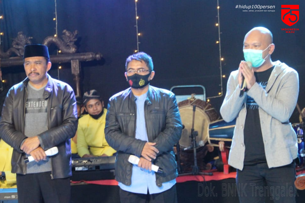 Kepala BNNK Trenggalek Menghadiri Acara Live Campursari Salah Satu Kelompok Campursari Kecamatan Dongko