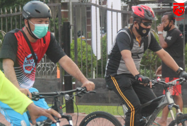 "Gowes Merdeka" Mengelilingi Seputaran Wilayah Kabupaten Trenggalek Bersama Forkopimda Trenggalek "Gowes Merdeka" Mengelilingi Seputaran Wilayah Kabupaten Trenggalek Bersama Forkopimda Trenggalek