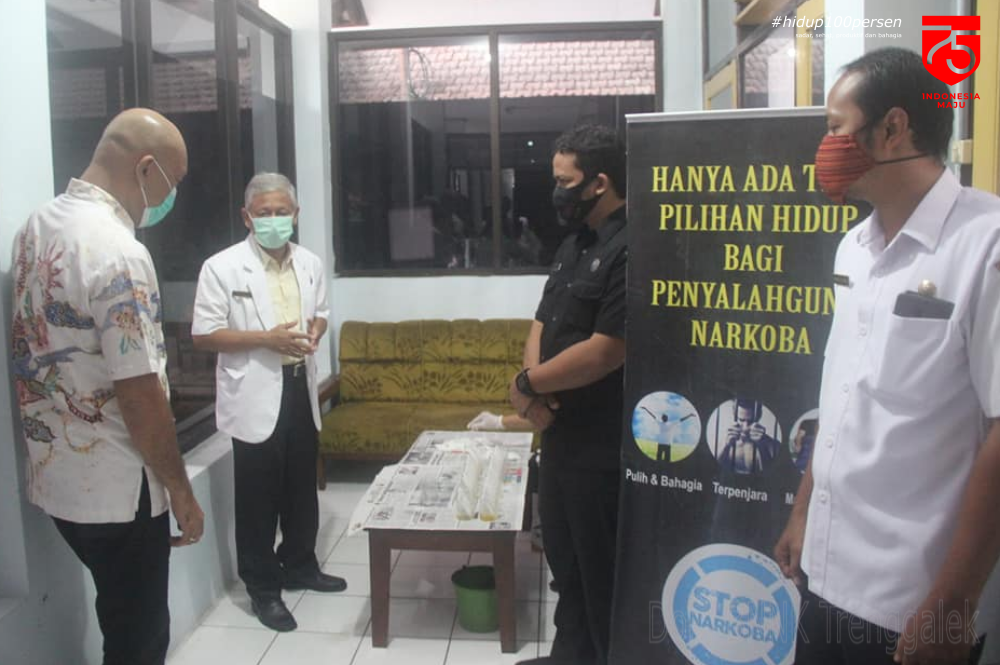 Tes Urin Narkoba Kepada Sejumlah Pegawai di Kantor Inspektorat Kabupaten Trenggalek