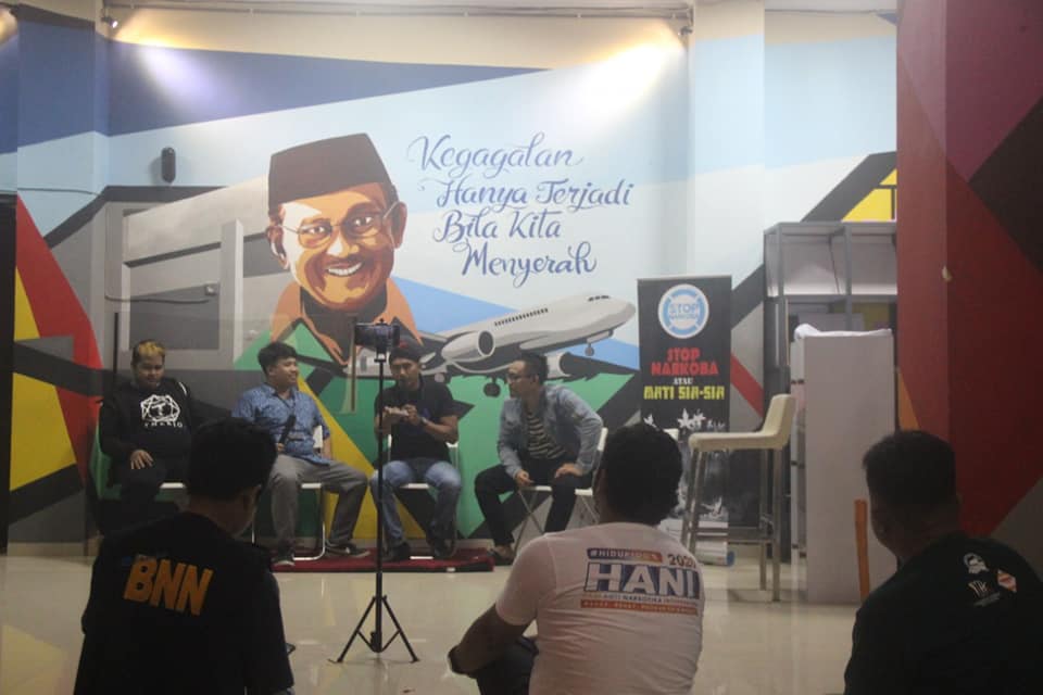 KAMPANYE STOP NARKOBA LEWAT STANDUP COMEDY