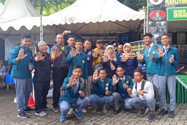 KAMPANYE STOP NARKOBA DI AJANG TRENGGALEK EDUCATION FAIR 2020