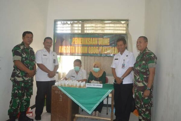 Tes Urin Narkona bagi anggota Kodim 0806 yang di ikuti oleh sebanyak 25 orang anggota dari perwakilan masing-masing Koramil di Kecamatan