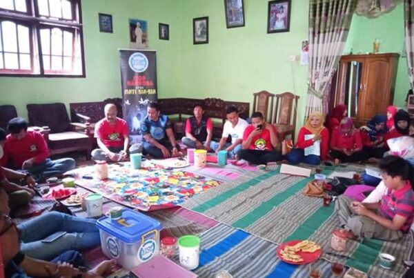 Sosialisasi Bahaya Narkoba pada Komunitas Penggiat Anti Narkoba WAST (Watulimo Satu Tekad) Sosialisasi Bahaya Narkoba pada Komunitas Penggiat Anti Narkoba WAST (Watulimo Satu Tekad)