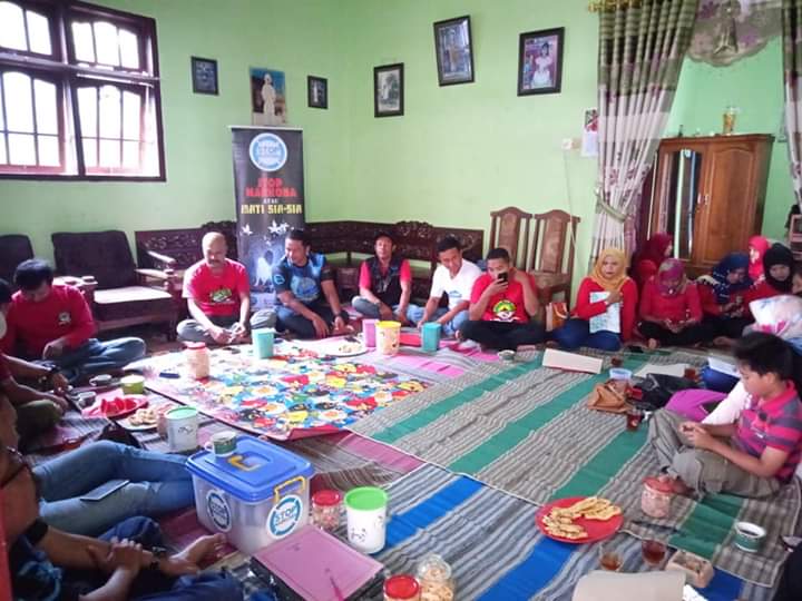 Sosialisasi Bahaya Narkoba pada Komunitas Penggiat Anti Narkoba WAST (Watulimo Satu Tekad)