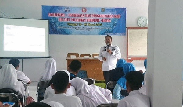 Sosialisasi Bahaya Narkoba pada Kegiatan Pembinaan dan Pengembangan KRR Pendidik Sebaya 2019 di Kecamatan Munjungan