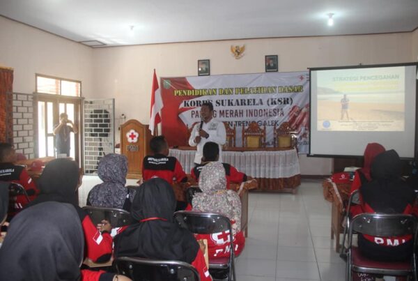 PEMBEKALAN MATERI P4GN PADA PESERTA DIKLATSAR KSR PMI TRENGGALEK