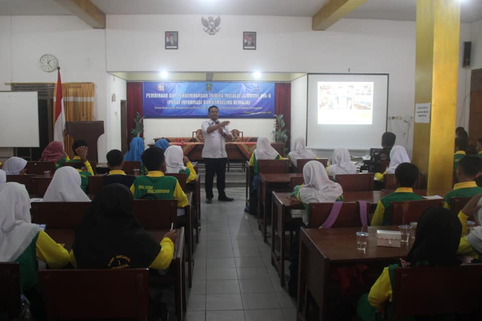 Menjadi Narasumber di acara Pembinaan dan Pengembangan Tri Bina Melaui Jambore PIK-R Menjadi Narasumber di acara Pembinaan dan Pengembangan Tri Bina Melaui Jambore PIK-R