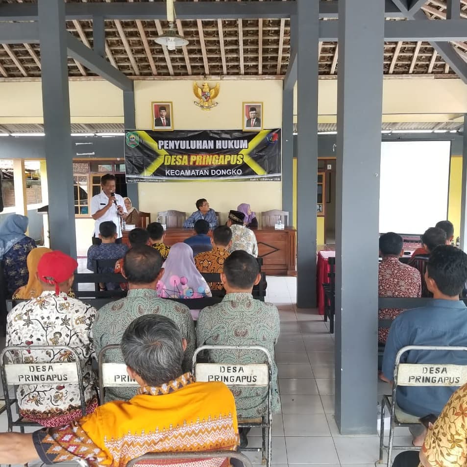 PENYULUHAN HUKUM PADA MASYARAKAT PRINGAPUS BERSAMA BAGIAN HUKUM SETDA KABUPATEN TRENGGALEK