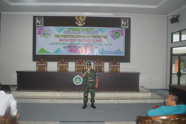 Sosialisasi dan Penyuluhan Bersama Batalyon 3 SATLAK ELANG di STKIP PGRI Trenggalek Sosialisasi dan Penyuluhan Bersama Batalyon 3 SATLAK ELANG di STKIP PGRI Trenggalek