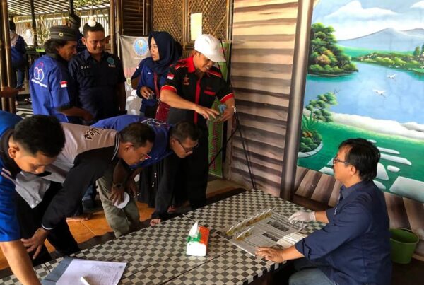 SOSIALISASI BAHAYA NARKOBA DAN SCREENING TES URIN PADA ACARA HARLAH KOMUNITAS ISM