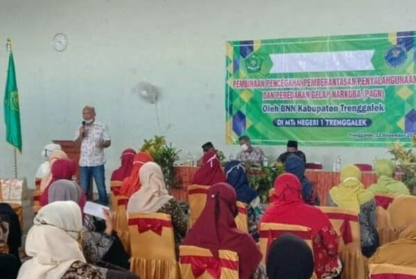 Sosialisasi dan Pembinaan P4GN kepada Guru dan Karyawan MTsN 1 Trenggalek