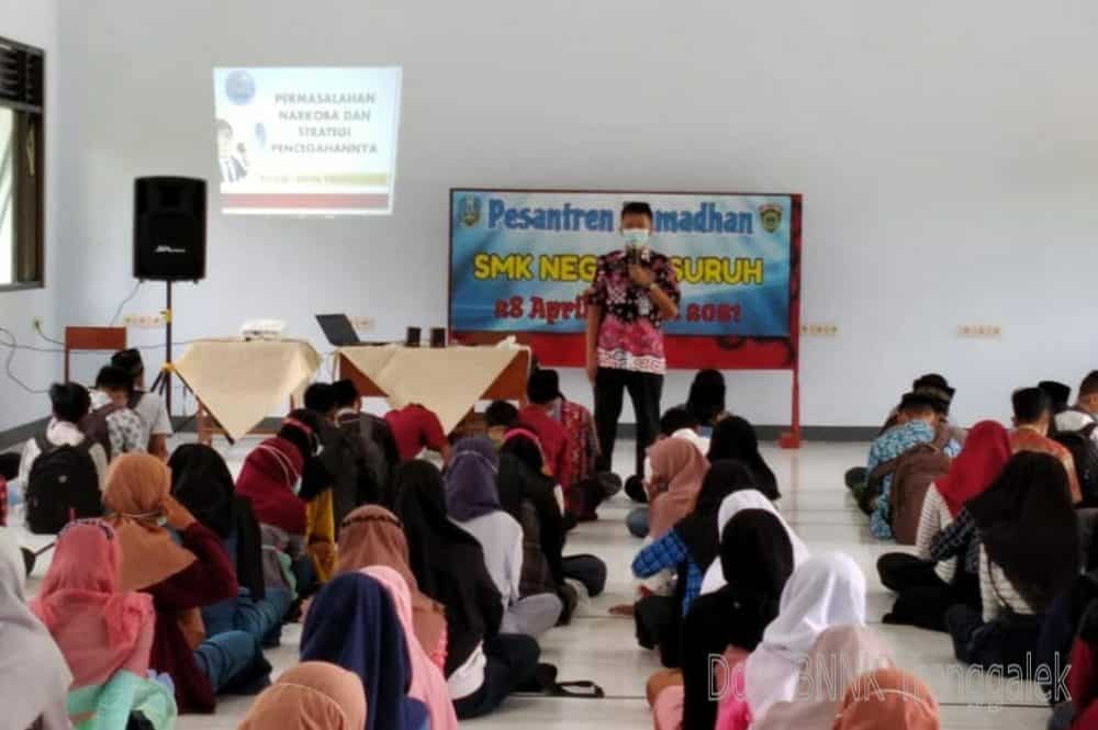PENYULUHAN P4GN PADA PESANTREN RAMADHAN DI SMKN 1 SURUH