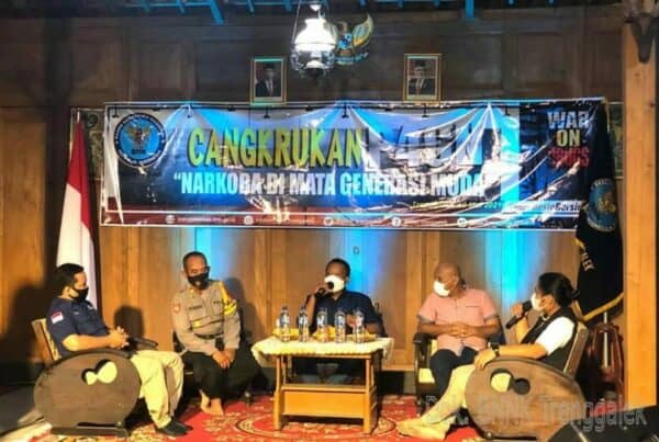 MENGUSUNG TEMA “NARKOBA DIMATA GENERASI MUDA”, BNNK TRENGGALEK GELAR CANGKRUKAN P4GN BARENG MUSISI-MUSISI MUDA TRENGGALEK
