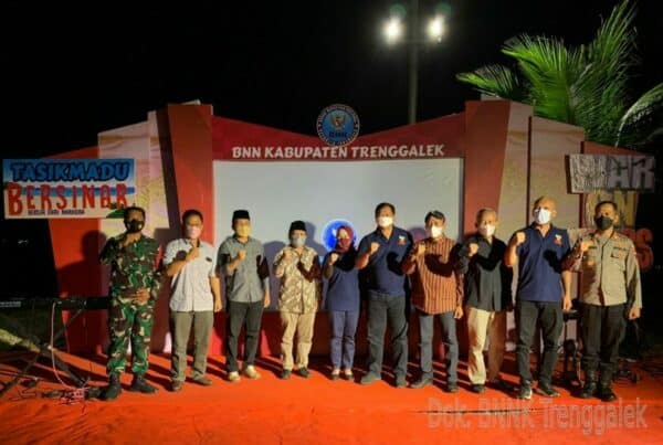 PAGELARAN SENI DAN TALKSHOW VIRTUAL BNNK TRENGGALEK, DEKLARASIKAN DESA TASIKMADU BERSINAR