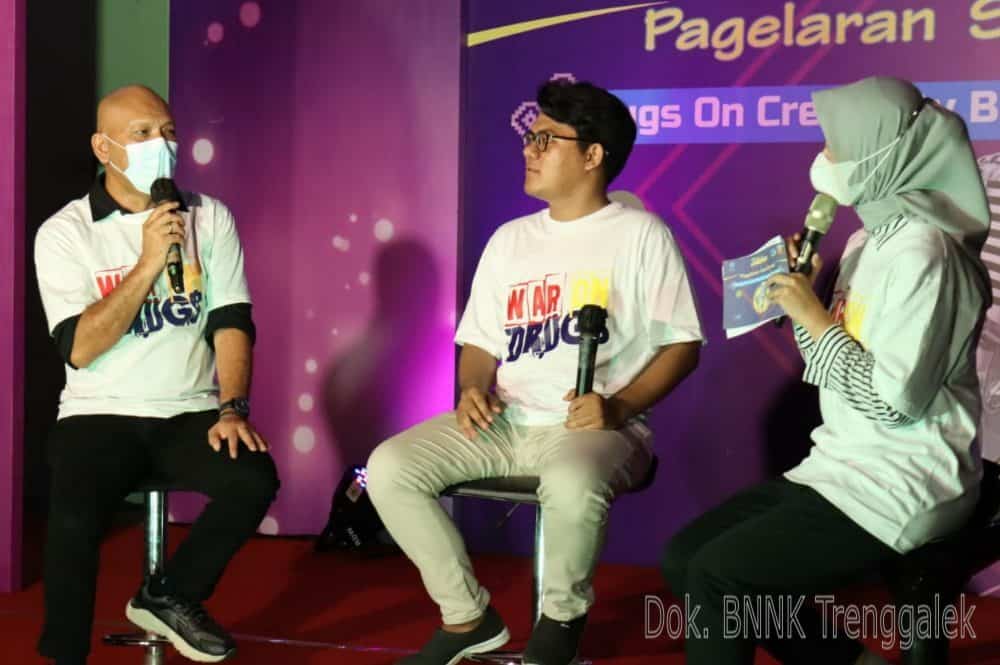 HUT BNN ke-20, BNNK Trenggalek gelar TALKSHOW DAN PAGELARAN SENI VIRTUAL "Drugs On Creativity Booster Or Disaster?" HUT BNN ke-20, BNNK Trenggalek gelar TALKSHOW DAN PAGELARAN SENI VIRTUAL “Drugs On Creativity Booster Or Disaster?”