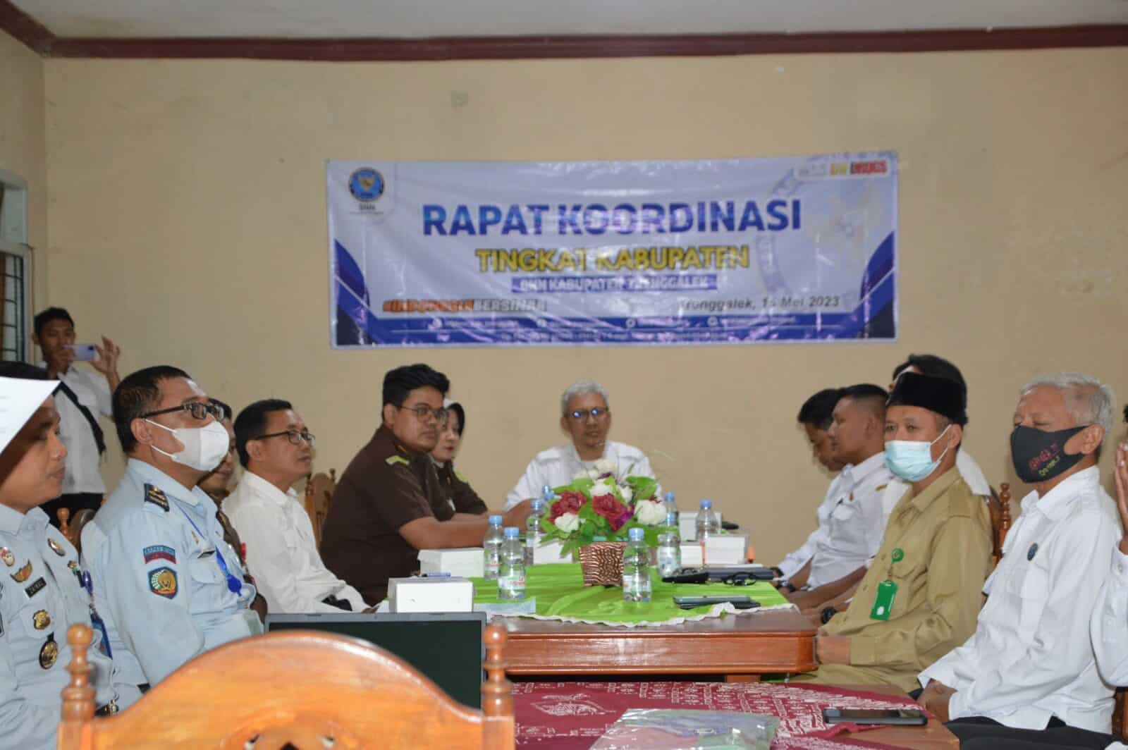 OPTIMALKAN UPAYA P4GN, BNNK TRENGGALEK GELAR RAKOR ANTAR WILAYAH KABUPATEN OPTIMALKAN UPAYA P4GN, BNNK TRENGGALEK GELAR RAKOR ANTAR WILAYAH KABUPATEN