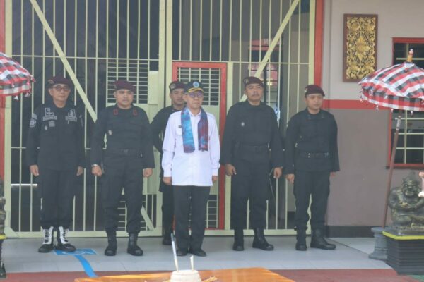 PLT. KEPALA BNNK TRENGGALEK PIMPIN APEL P4GN DI RUTAN KELAS II B TRENGGALEK