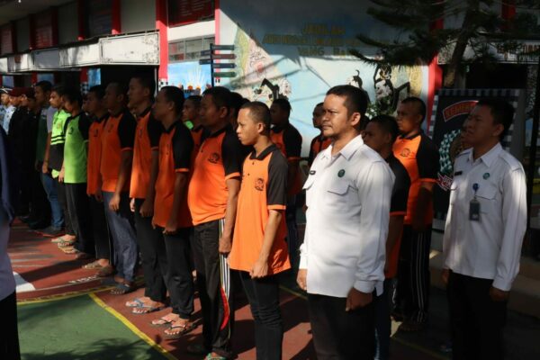 PLT. KEPALA BNNK TRENGGALEK PIMPIN APEL P4GN DI RUTAN KELAS II B TRENGGALEK