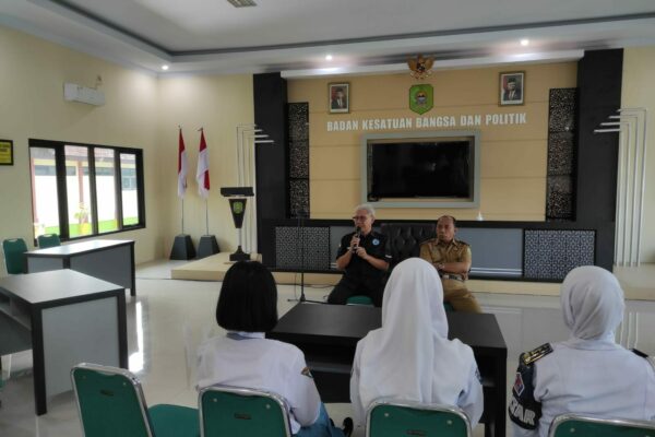 TES URIN BAGI CALON PASKIBRAKA KABUPATEN TRENGGALEK UNTUK SELEKSI TINGKAT PROV. JATIM