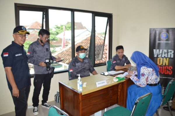 TES URIN BAGI CALON PASKIBRAKA KABUPATEN TRENGGALEK UNTUK SELEKSI TINGKAT PROV. JATIM