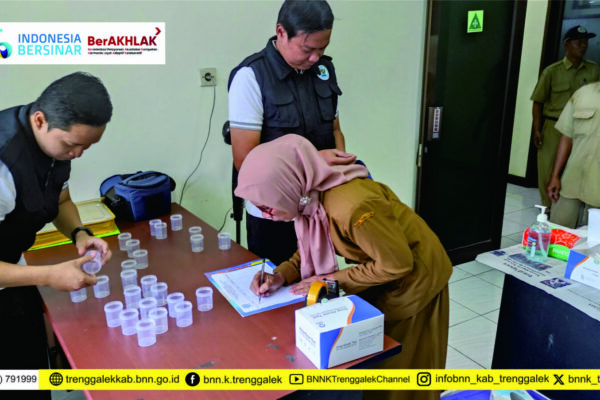 SEMINAR P4GN & TES URIN BAGI KADES PERANGKAT DESA DI WILAYAH KECAMATAN DURENAN