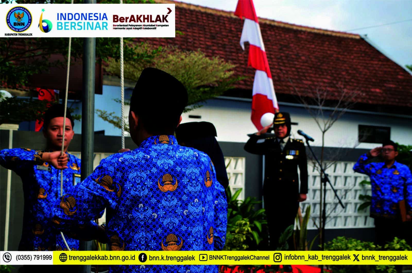BNNK TRENGGALEK MELAKSANAKAN UPACARA BENDERA PERINGATAN HUT KE-79 REPUBLIK INDONESIA