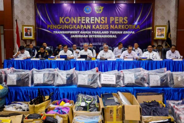 BNN-BEA DAN CUKAI BERHASIL UNGKAP KASUS PENYELUNDUPAN GANJA THAILAND JARINGAN SINDIKAT NARKOTIKA INTERNASIONAL