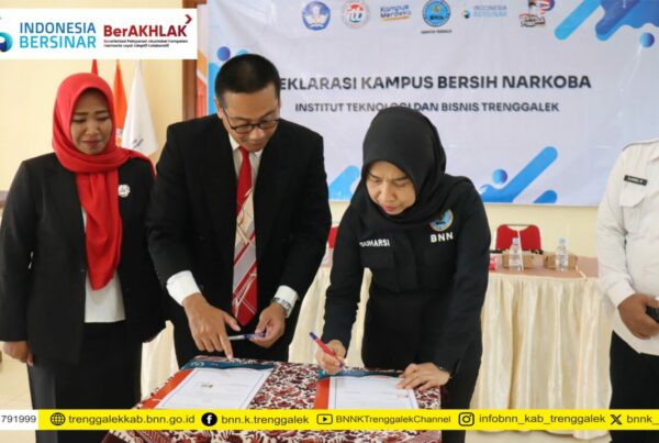 DEKLARASI KAMPUS BERSINAR DI INSTITUT TEKNOLOGI DAN BISNIS TRENGGALEK