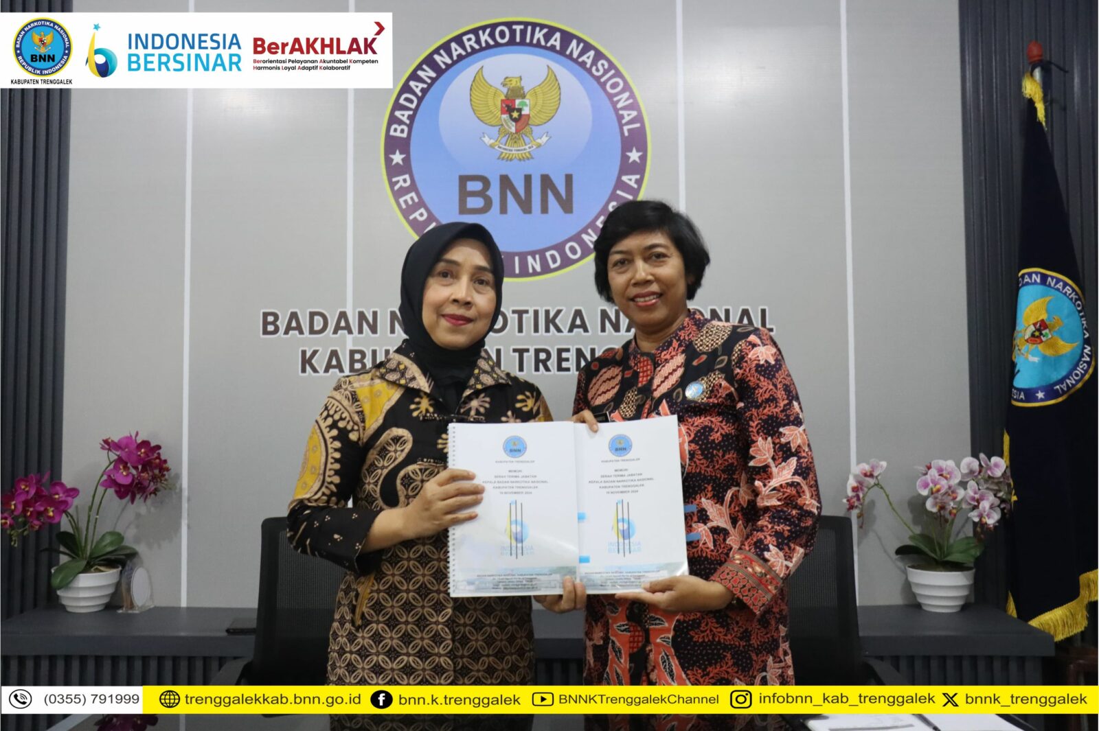Serah Terima Jabatan di BNN Kabupaten Trenggalek: AKBP Suharsi, S.H., M.Si. Serahkan Tugas kepada AKBP Wiji Rahayu, S.H.