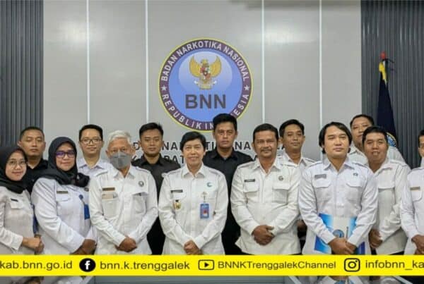Penanda Tanganan Pakta Integritas BNNK Trenggalek Tahun 2025
