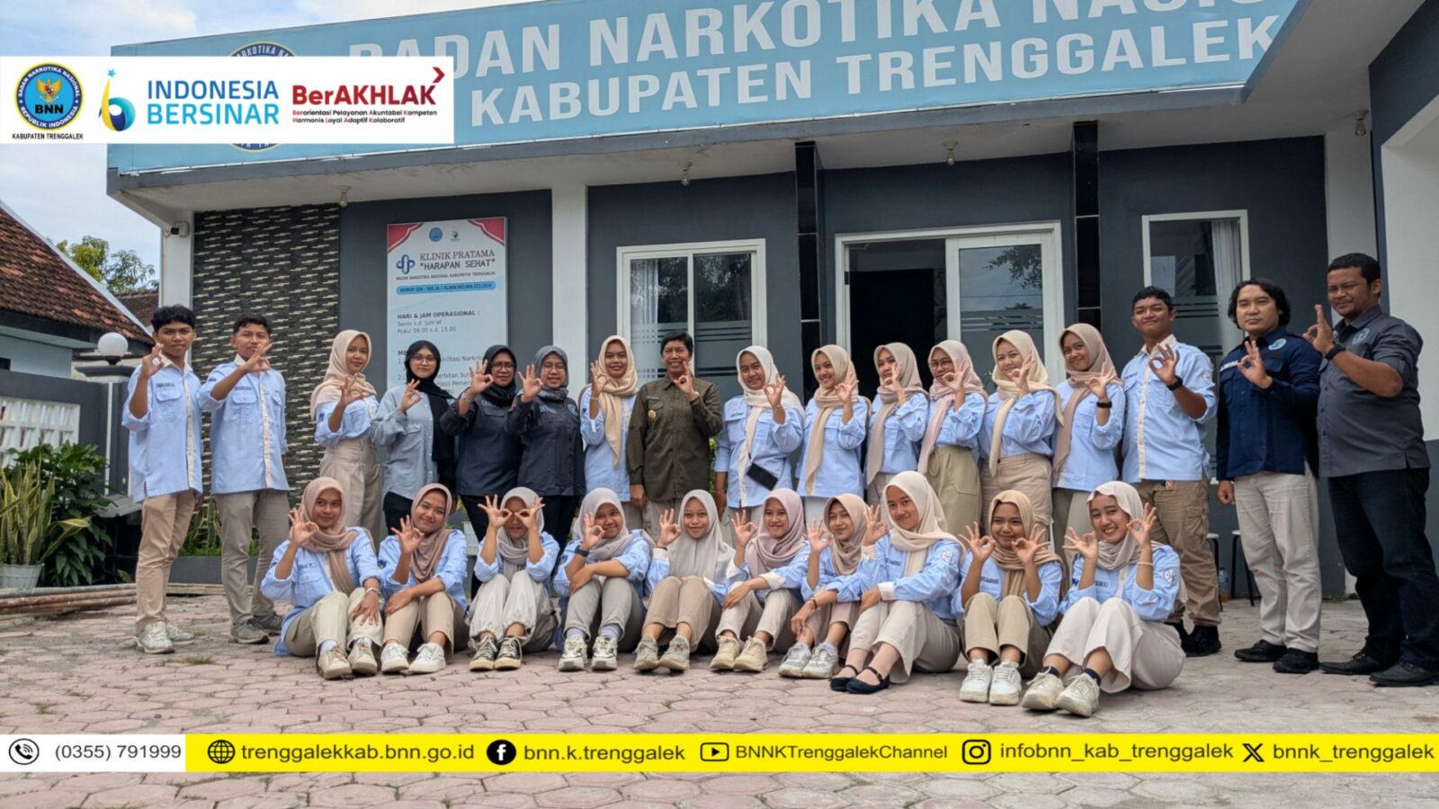 PIKR SMADA 2 Trenggalek Lakukan Kunjungan Edukatif ke Kantor BNN Kabupaten Trenggalek PIKR SMADA 2 Trenggalek Lakukan Kunjungan Edukatif ke Kantor BNN Kabupaten Trenggalek